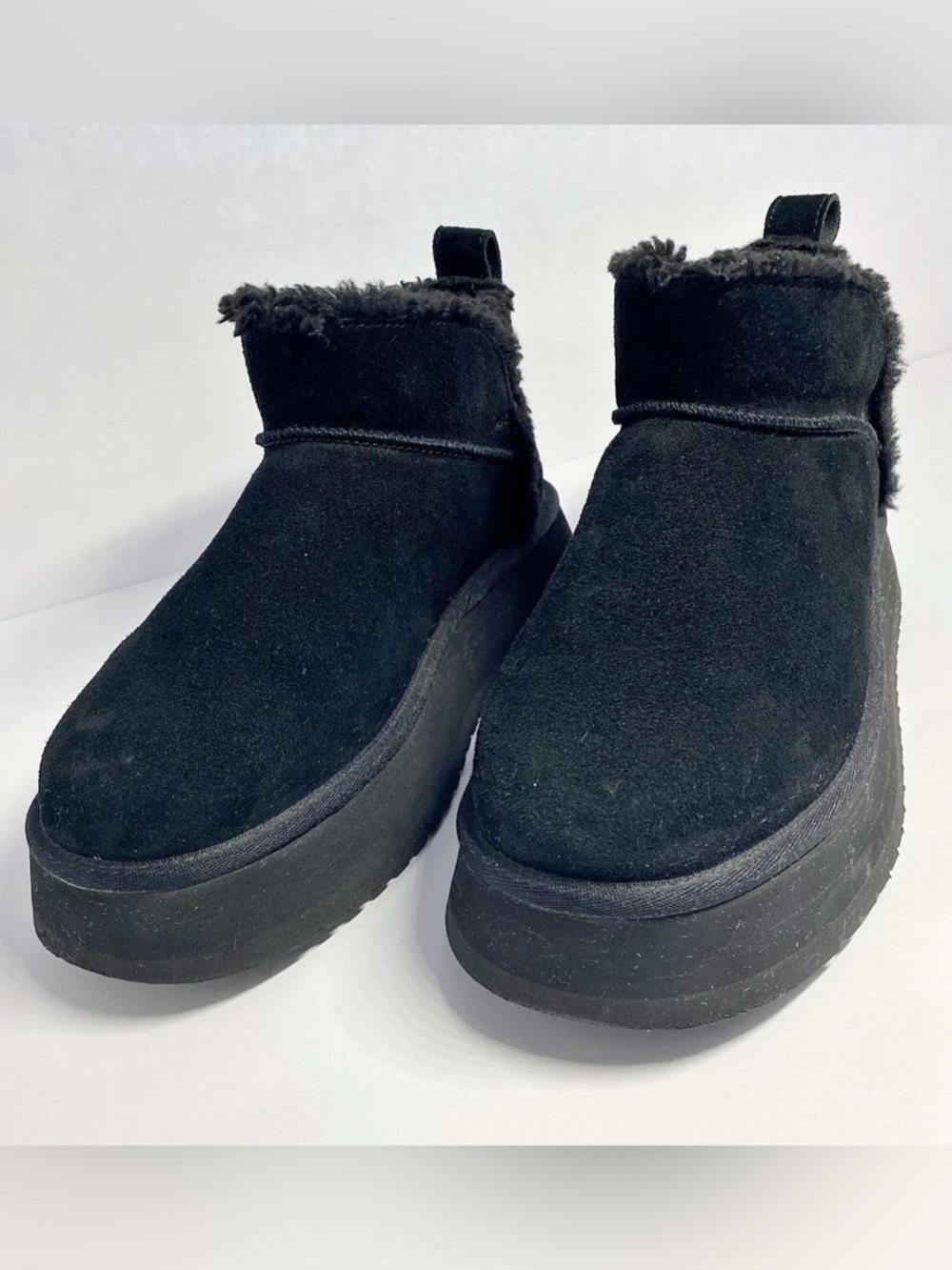 Koolaburra by UGG Suede Classic Mini Platform Boots Black Ankle Boots US 8